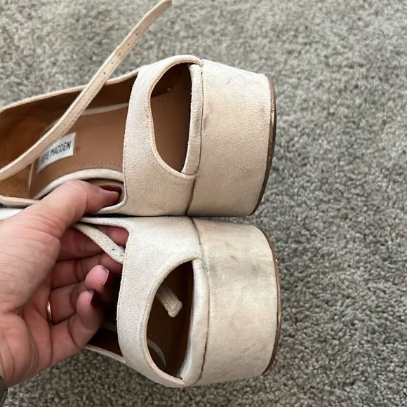 Steve Madden Platform Heels - Picture 4 of 8